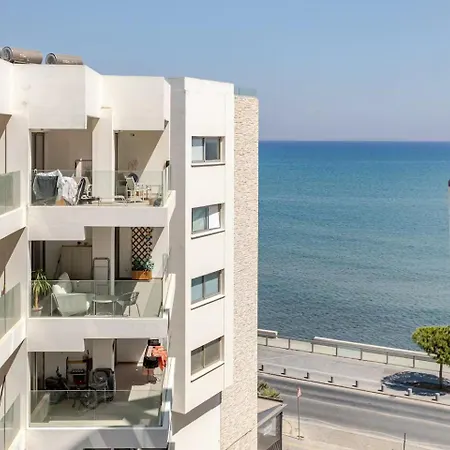 Kastella Blue Near Λάρνακα